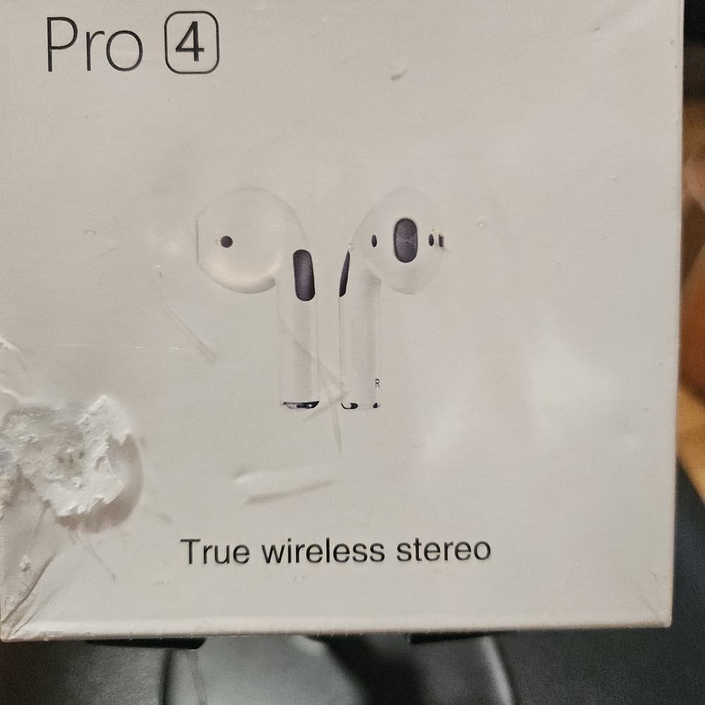 Pro 4 White True Wireless Stereo Earbuds